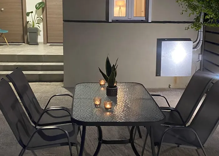 D & A House 150M From Chalandri Metro Station